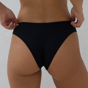 Benissa: Bikini Briefs (Mid-Rise)